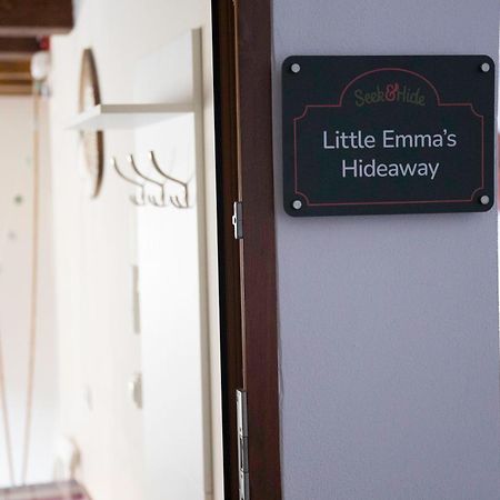 Seek And Hide - Little Emma'S Hideaway Braşov Extérieur photo