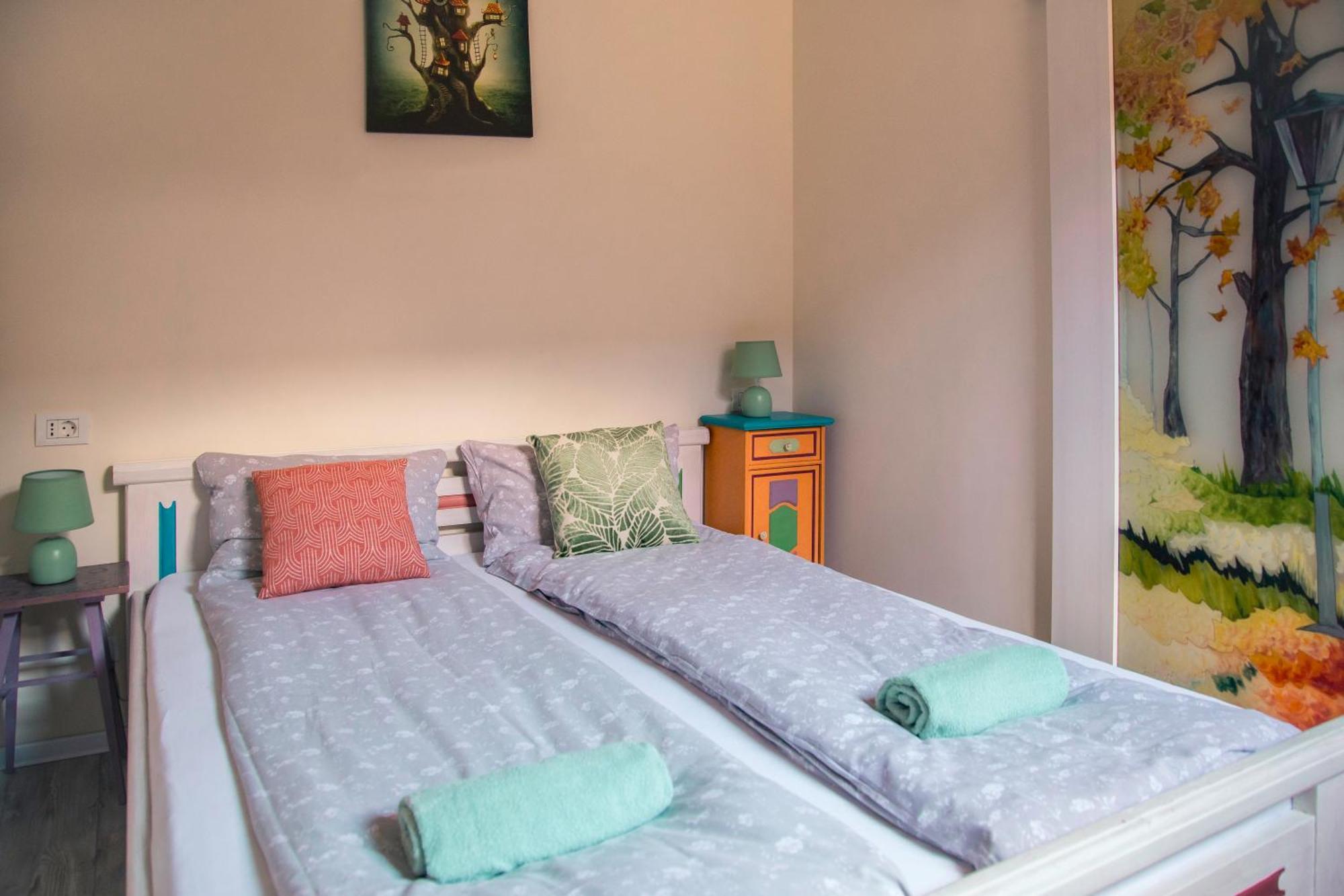 Seek And Hide - Little Emma'S Hideaway Braşov Extérieur photo